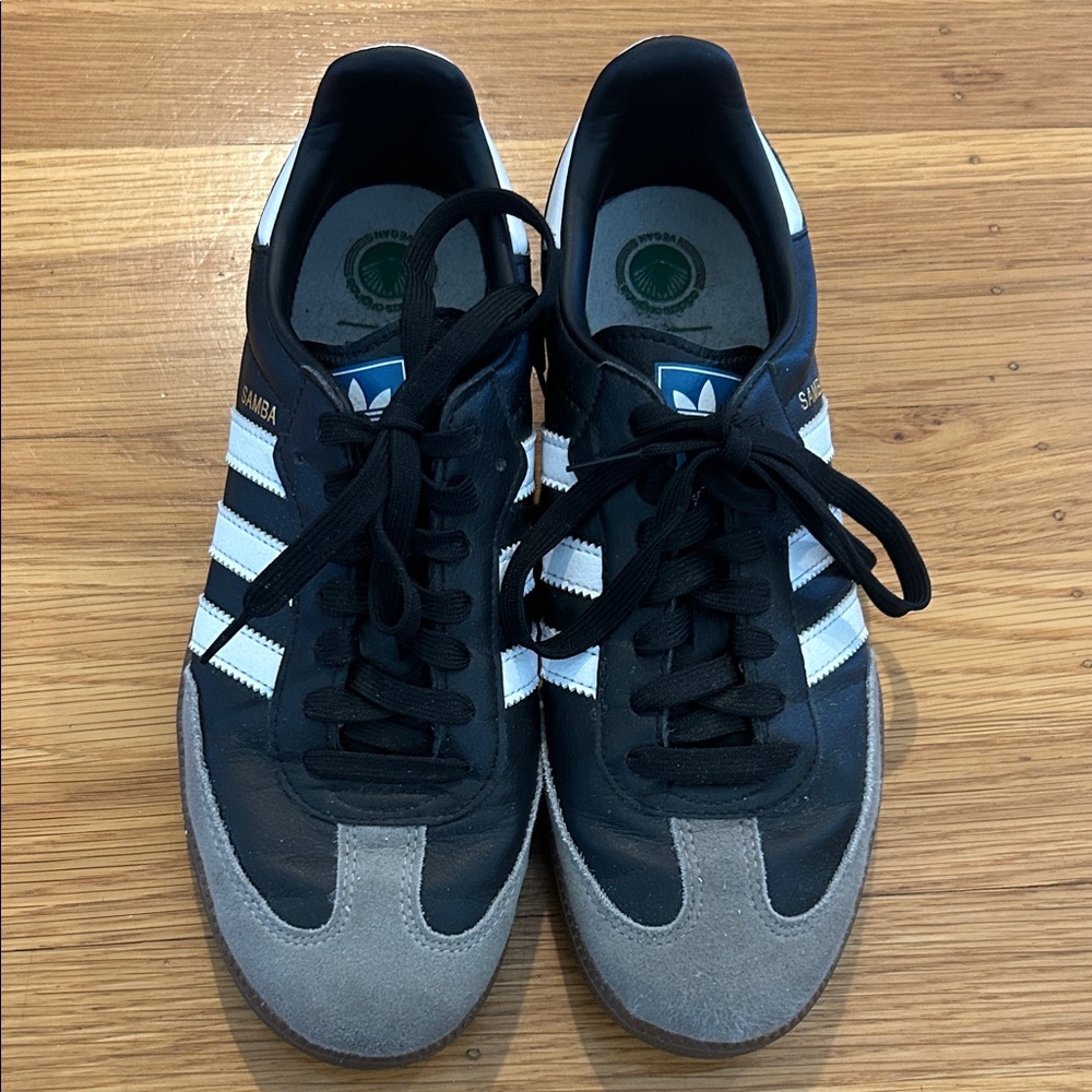 Authentic Adidas vegan Samba Black and White Sneakers size 8M/ 41.5FR